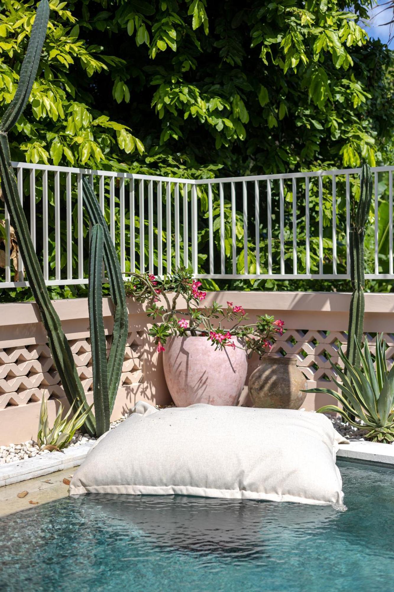 The Pink Joglo, A Cheerful 3Bdr Villa W/Pool And Rice-Field View. Dalung  Exterior photo